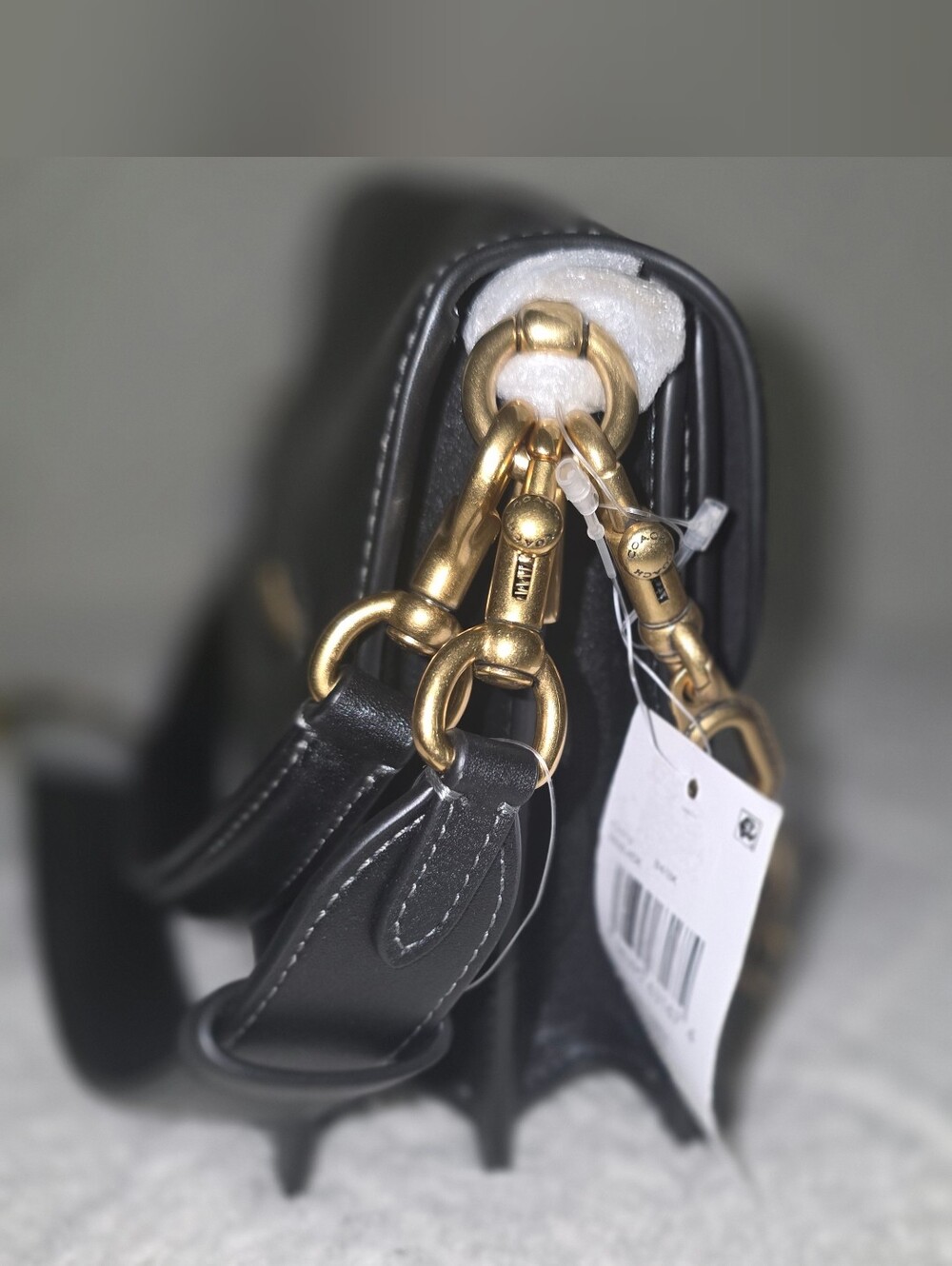 Coach Black Leather Shoulder Bag with Gold Chain Accent. Missing Part Long Strap - Picture 5 of 9